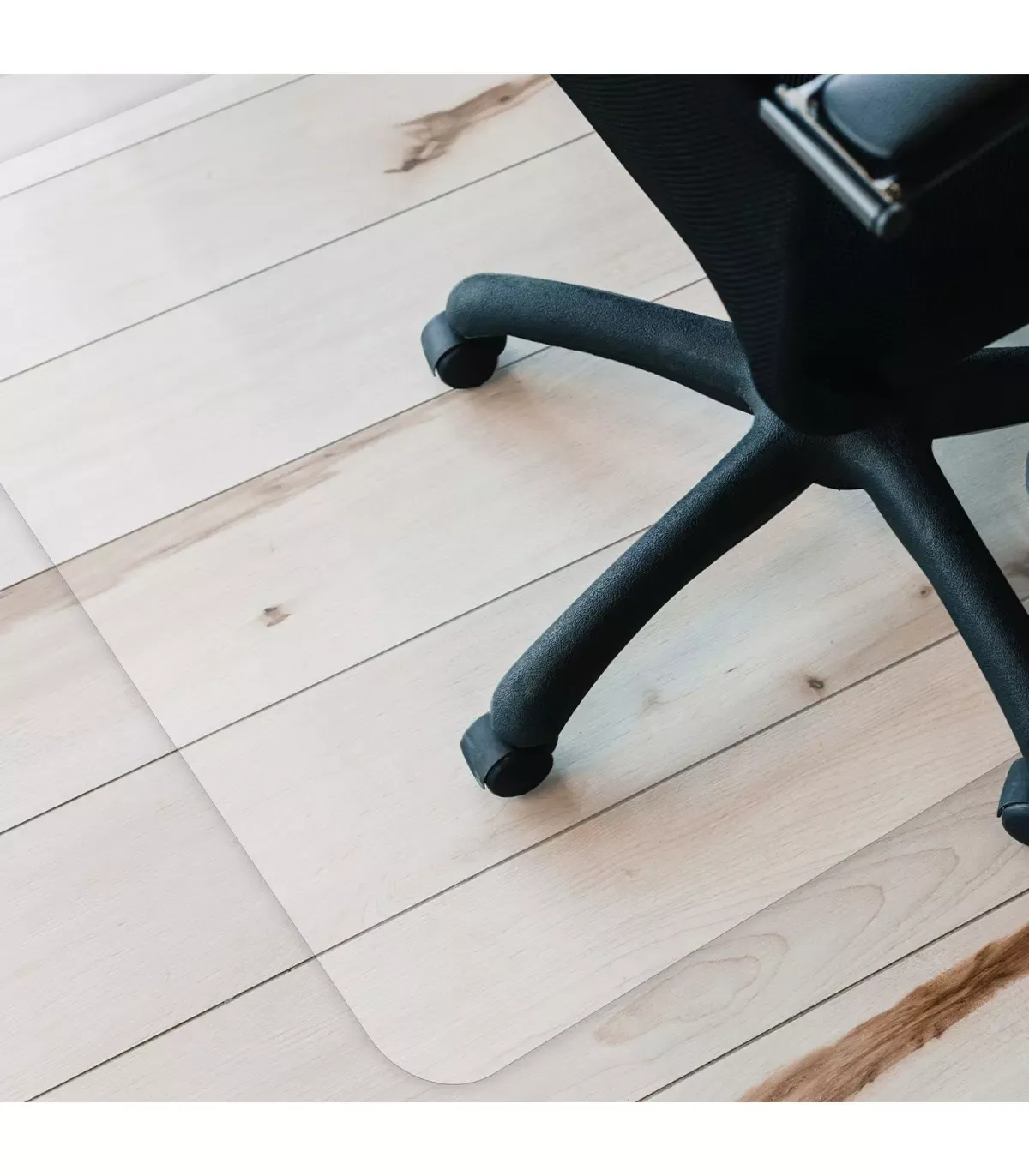 tappeto-salva-parquet-in-plastica-per-ufficio-e-abitazioni-ghost.webp