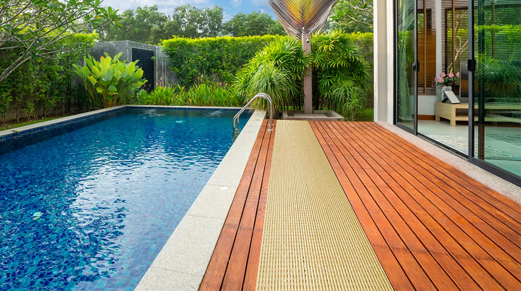 Outdoor pvc carpets