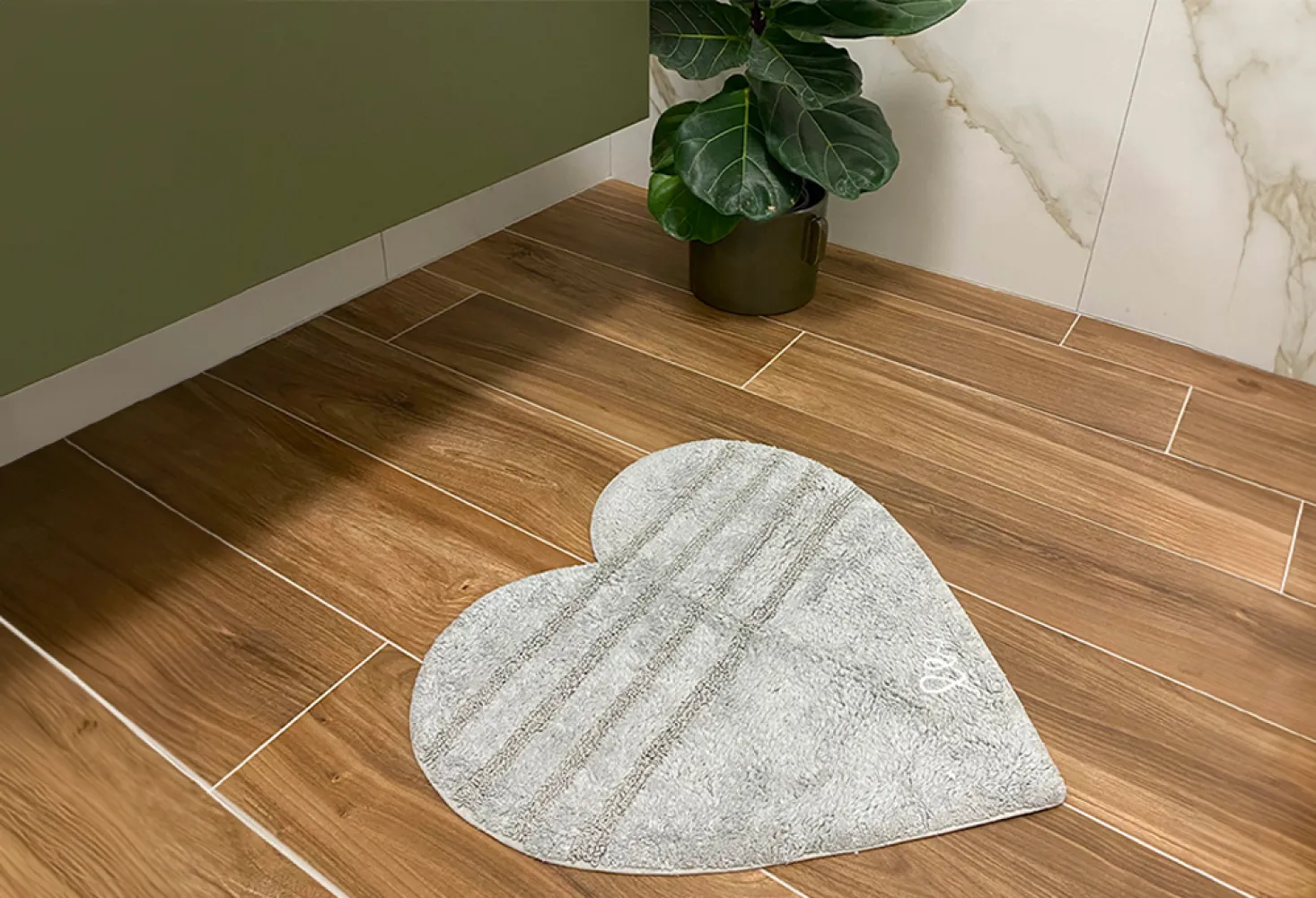 Welcome special bath mats,